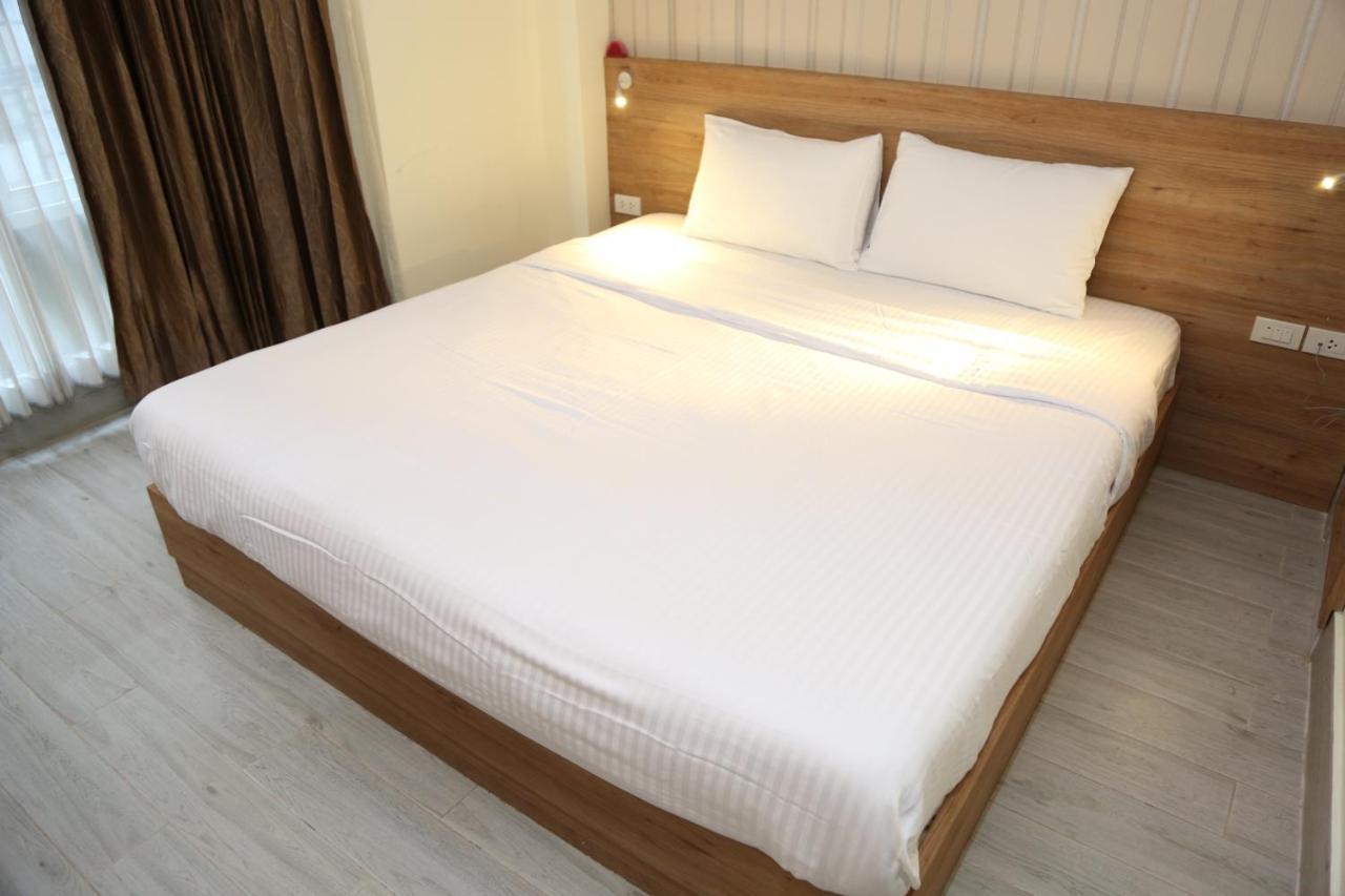 Rose Nana Hotel Bangkok Ngoại thất bức ảnh