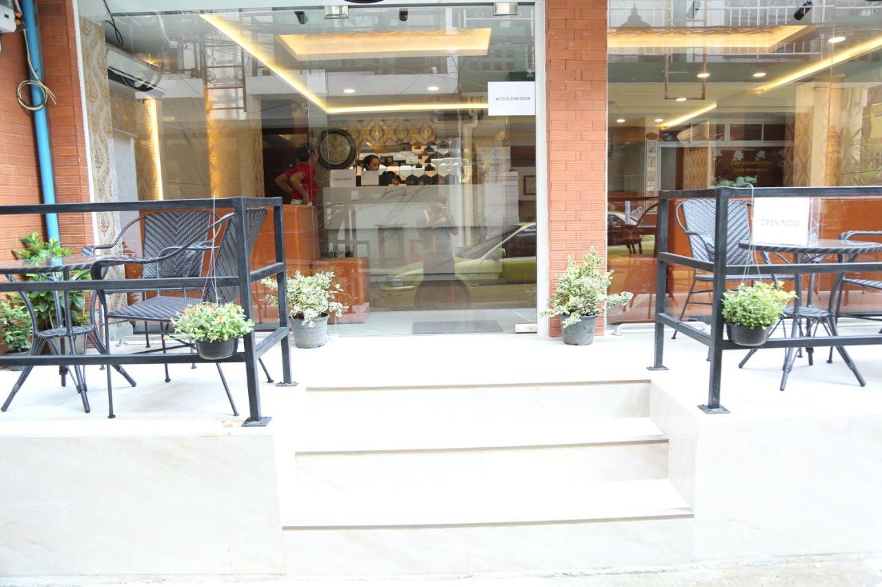Rose Nana Hotel Bangkok Ngoại thất bức ảnh