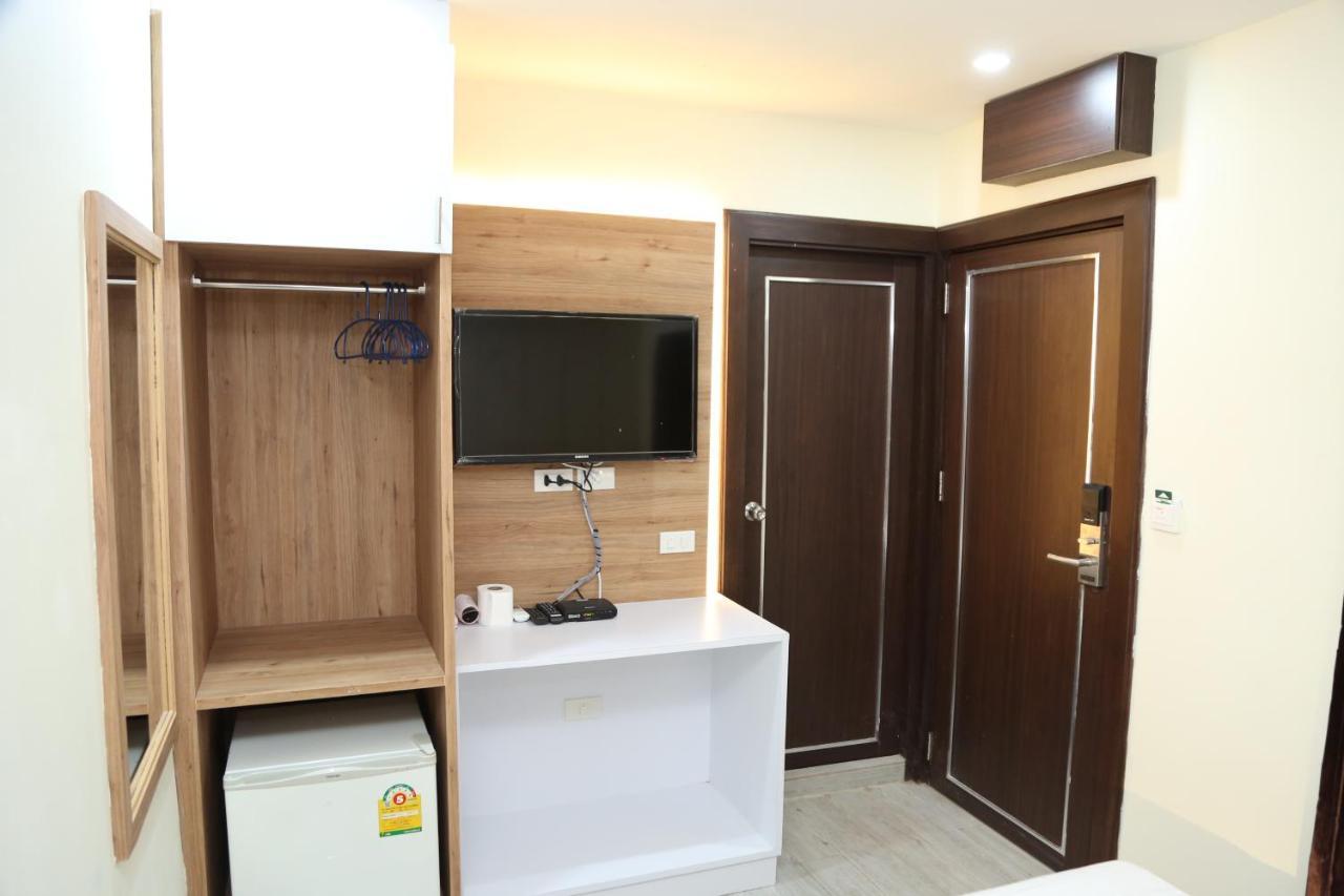 Rose Nana Hotel Bangkok Ngoại thất bức ảnh