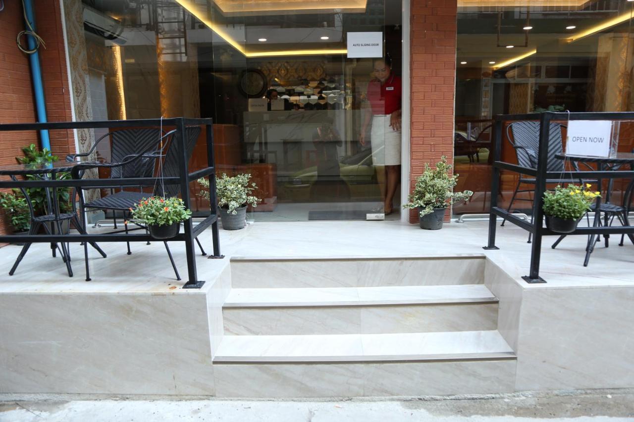 Rose Nana Hotel Bangkok Ngoại thất bức ảnh