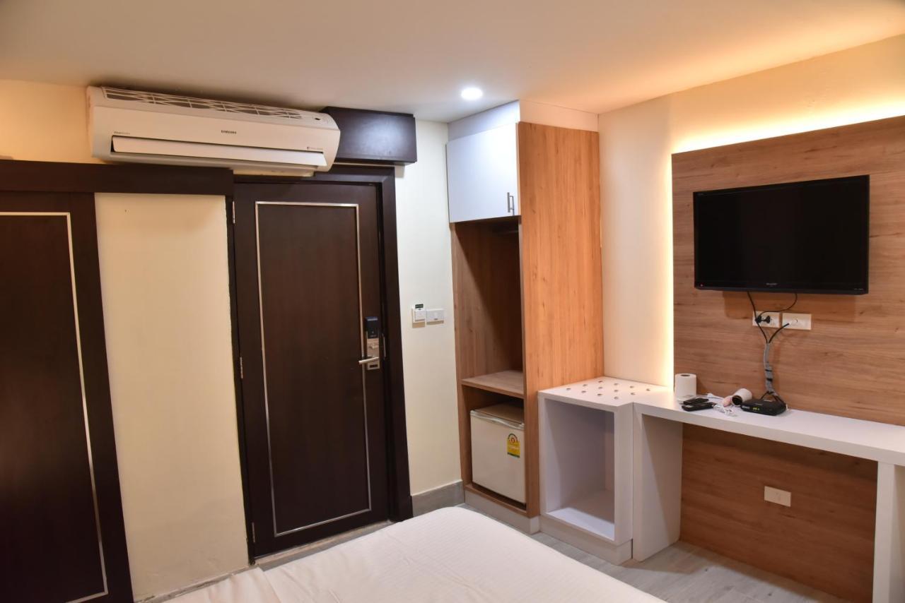 Rose Nana Hotel Bangkok Ngoại thất bức ảnh